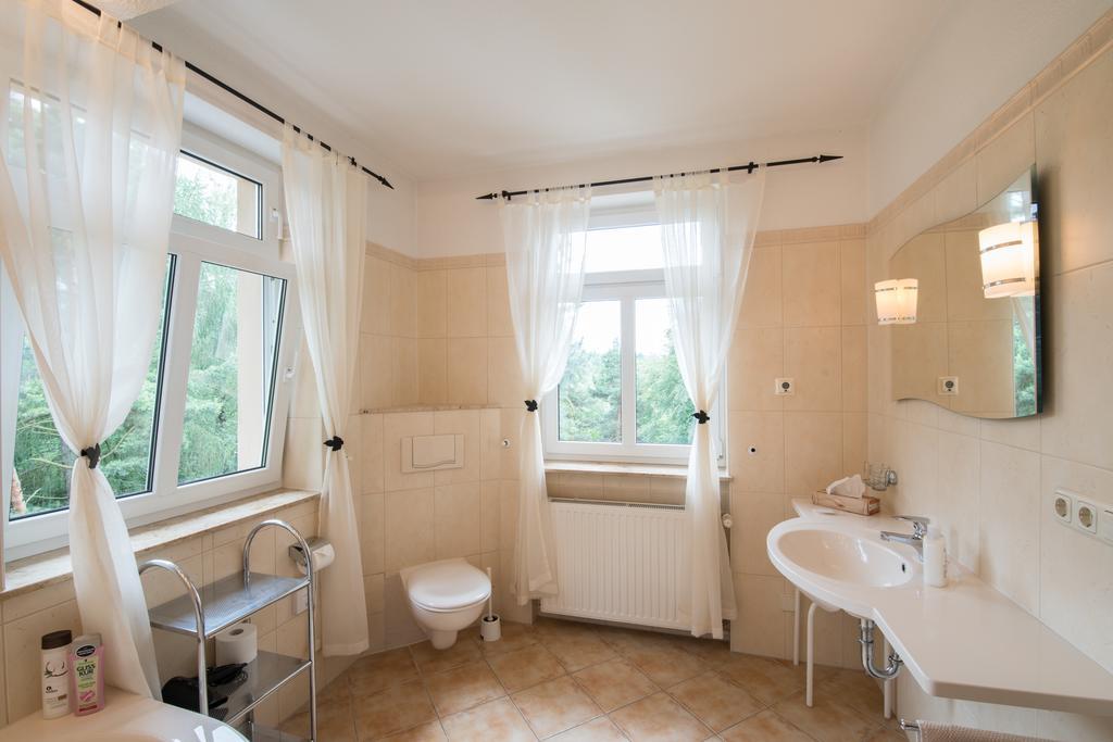 Villa Augustusberg Petrovice  外观 照片